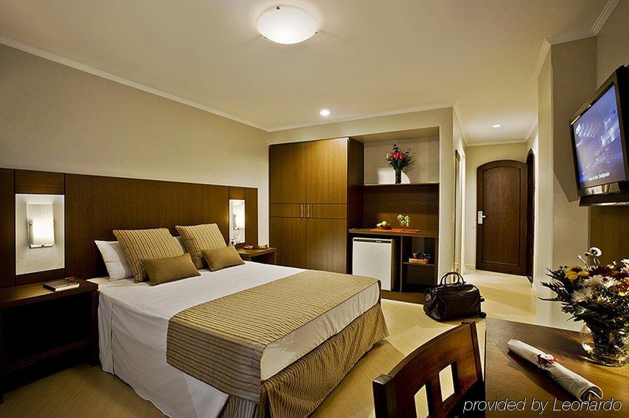 Hotel Deville Curitiba Camera foto