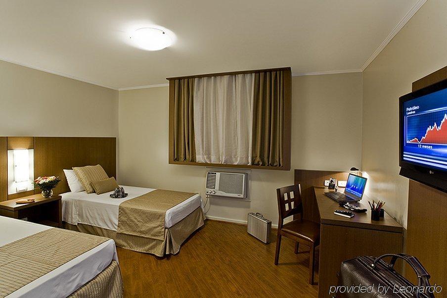 Hotel Deville Curitiba Camera foto