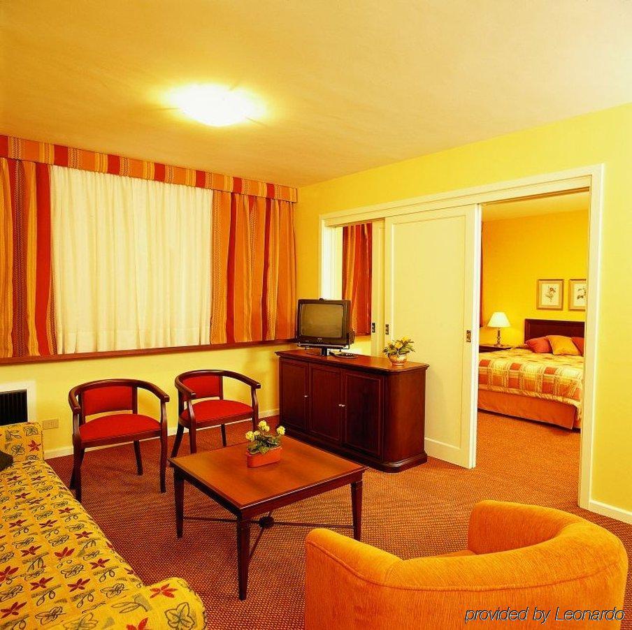 Hotel Deville Curitiba Camera foto